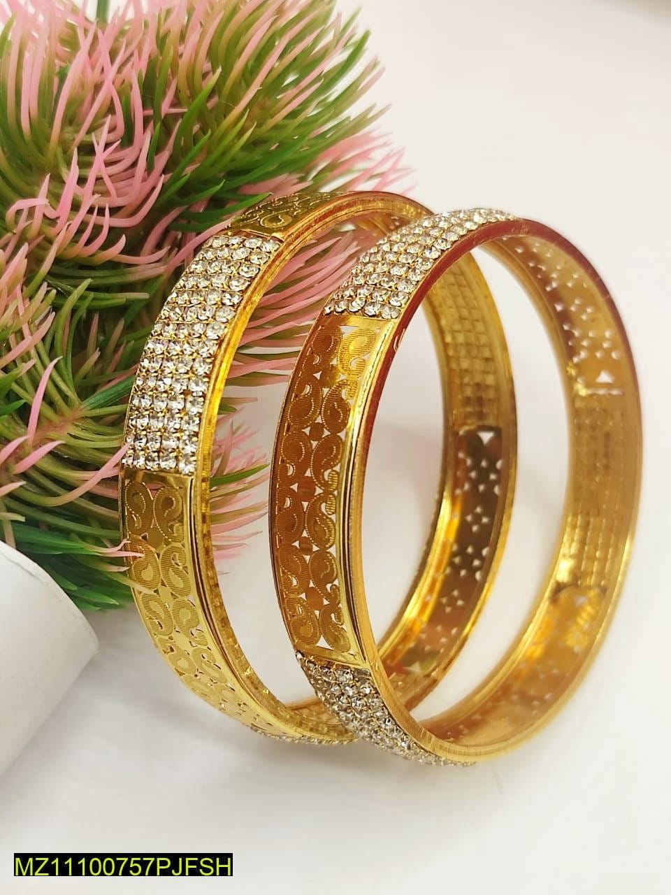 2 Pcs Beautiful Golden Bangles