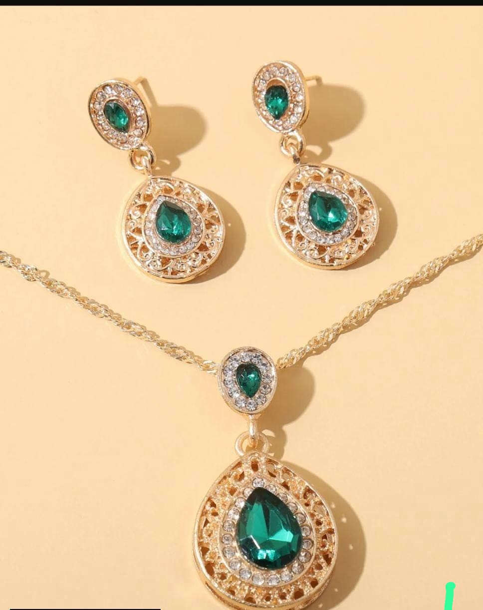 Green Stones Set